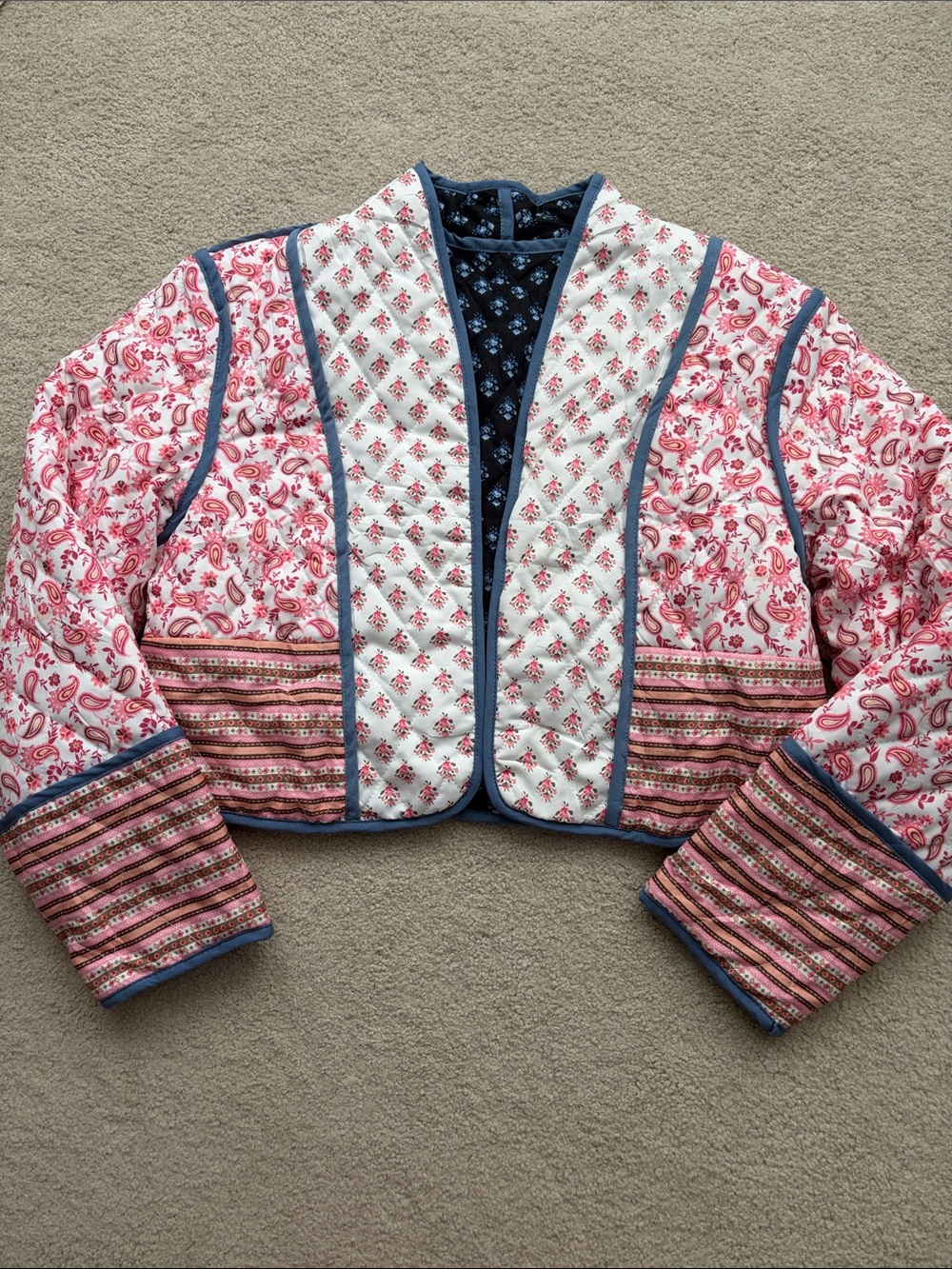 Reversable Quilted Floral Cropped Jacket - Pink and blue ? small or medium ?